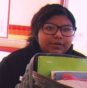 Meet your Posher, Mia